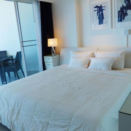 Beautiful Sea View Beach Front Condo Pattaya Exterior photo